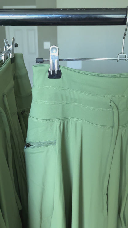 Endure Skirted Leggings - Flowy